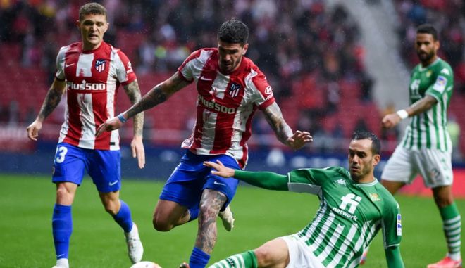 包含马德里竞技力挫贝蒂斯，展示出色进攻风格的词条