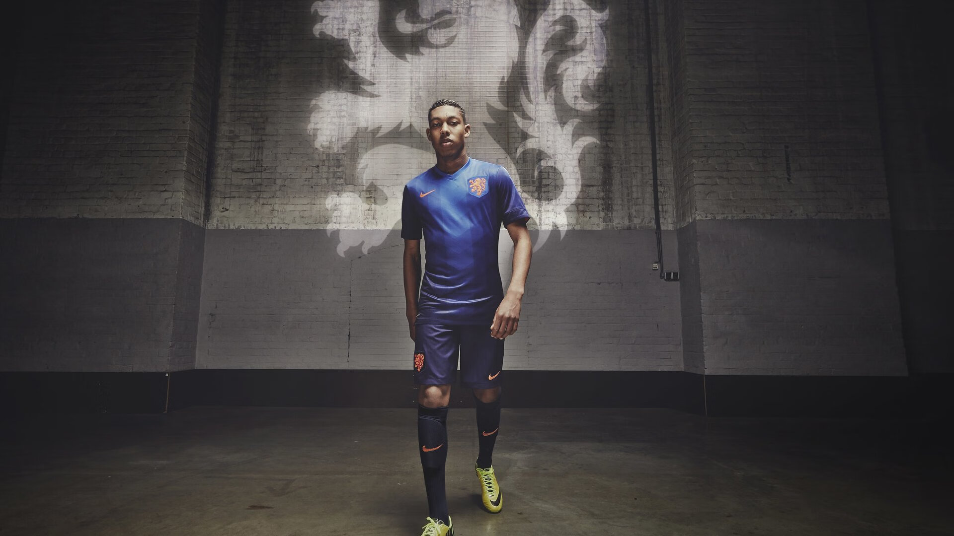 萨拉赫爆发与洪都拉斯奇迹，拉齐奥之夜见证足球的多元魅力